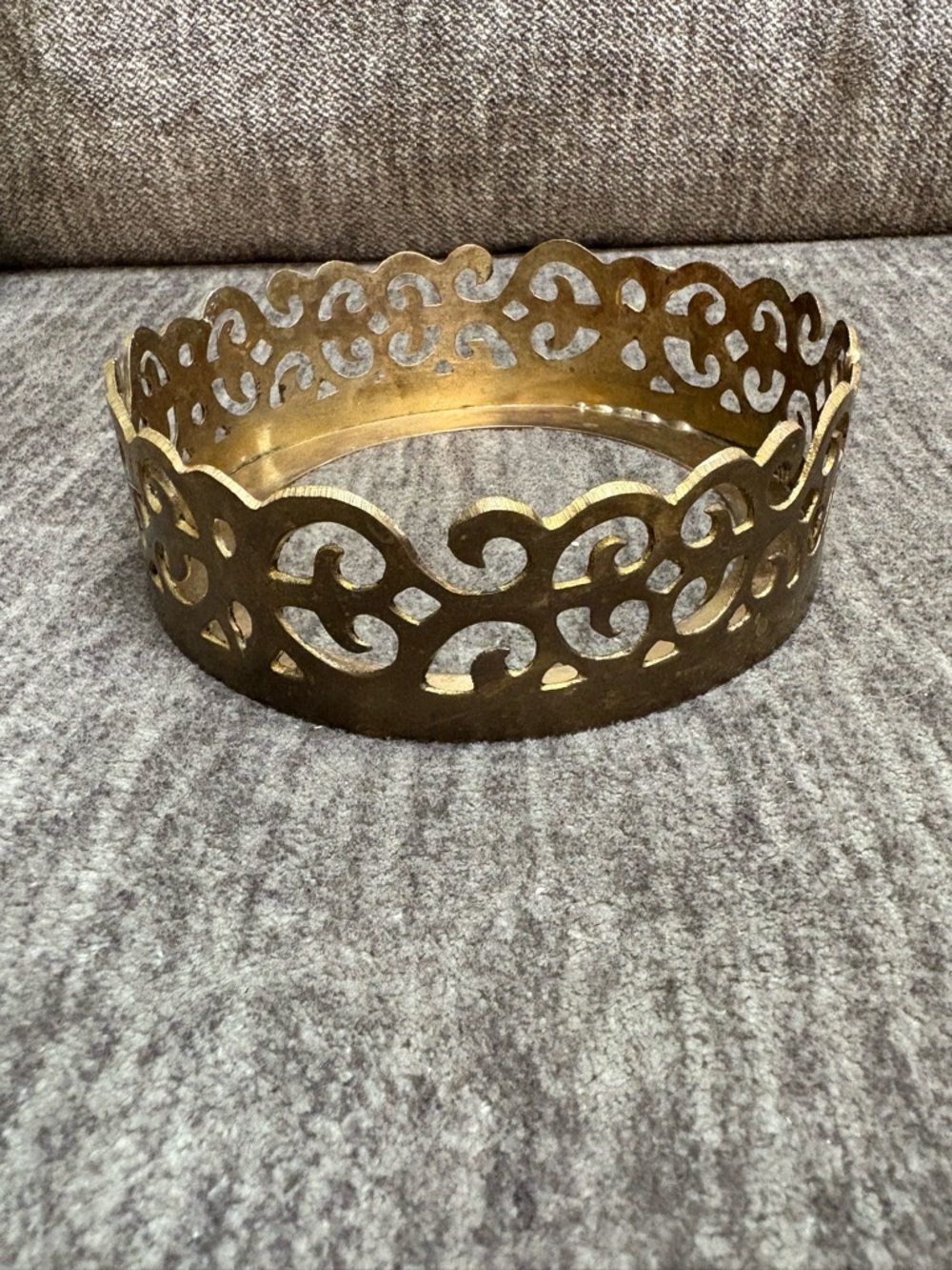 Vintage Ornate Filigree Brass Holder 6.5 in around, 2 in tall, 6 1/2 in across.